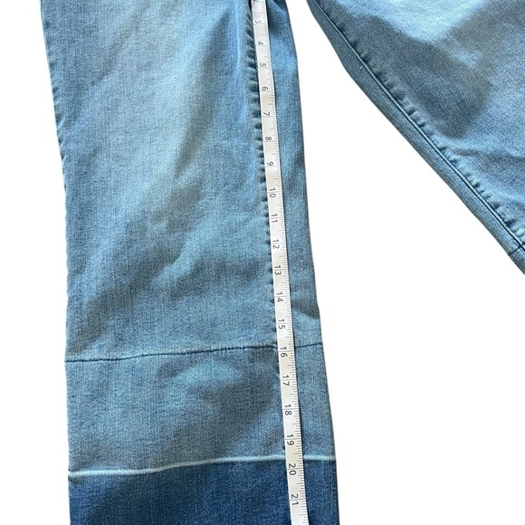 Judy Blue Flare Wide Leg Blue Jeans - Picture 10 of 12